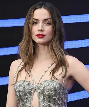 Ana De Armas OnlyFans Leaked Free Thumbnail Picture - #n3oC6fu4k0