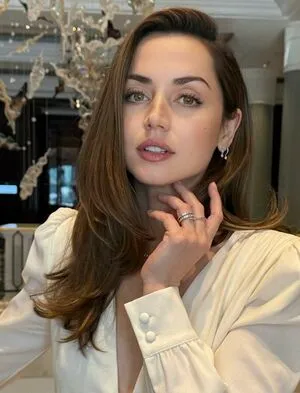 Ana De Armas OnlyFans Leaked Free Thumbnail Picture - #sBOXIixOBK