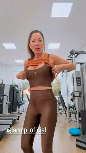 Ana Paula Padrao OnlyFans Leaked Free Thumbnail Picture - #mawVA185Q4