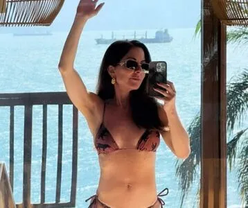 Ana Paula Padrao OnlyFans Leaked Free Thumbnail Picture - #vZ1gh75kv4