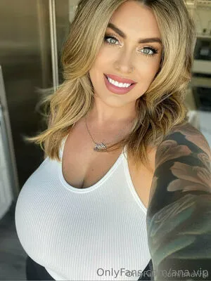 Ana Vip OnlyFans Leaked Free Thumbnail Picture - #cGITpO8x40