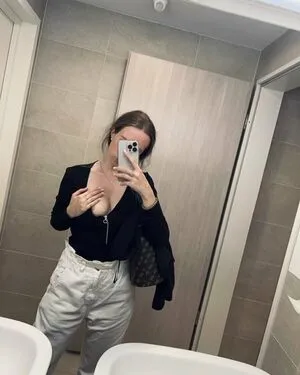 Anabeiie Karel OnlyFans Leaked Free Thumbnail Picture - #9kRXxE1s1q