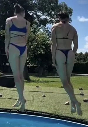Anabel Und Maria Glocker OnlyFans Leaked Free Thumbnail Picture - #406j8hwErj