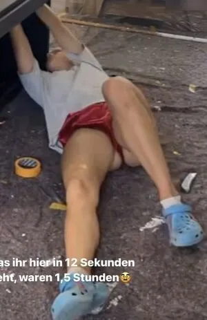 Anabel Und Maria Glocker OnlyFans Leaked Free Thumbnail Picture - #wZcEAFxpZ2