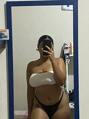 Anabellezoe OnlyFans Leaked Free Thumbnail Picture - #osFLzt0722