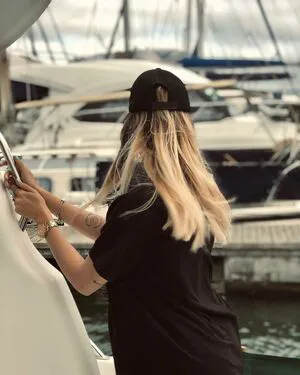 Anah Elisa OnlyFans Leaked Free Thumbnail Picture - #dKBMSFxUIC
