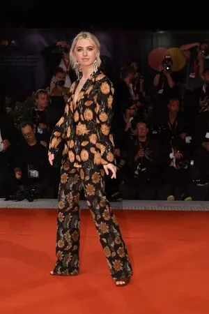 Anais Gallagher OnlyFans Leaked Free Thumbnail Picture - #A5bB3RMUbx