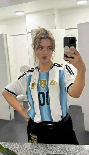 Anais Gallagher OnlyFans Leaked Free Thumbnail Picture - #N2JV1U86cE