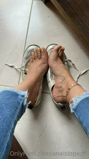 Anaislopezff OnlyFans Leaked Free Thumbnail Picture - #BG2VYp0Fes