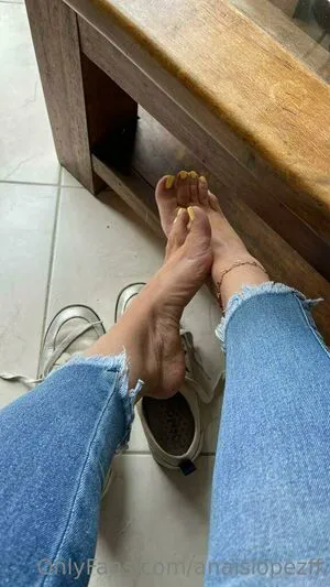 Anaislopezff OnlyFans Leaked Free Thumbnail Picture - #n2YXFXOScX
