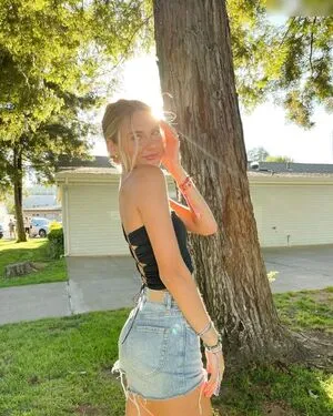 Analeese Bonfiglio OnlyFans Leaked Free Thumbnail Picture - #qhhYLlHHFm