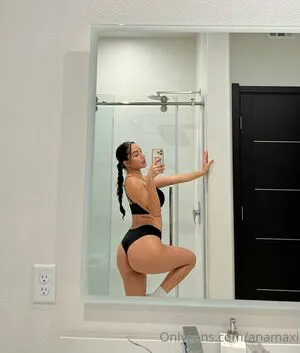 Anamaxi OnlyFans Leaked Free Thumbnail Picture - #63CDBOgHX3