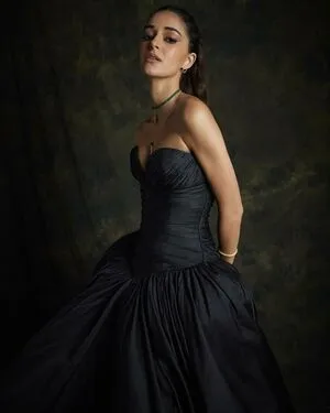 Ananya Pandey OnlyFans Leaked Free Thumbnail Picture - #Hi3IDaVsTH