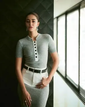 Ananya Pandey OnlyFans Leaked Free Thumbnail Picture - #W6DXMOV8jl
