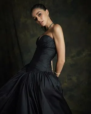 Ananya Pandey OnlyFans Leaked Free Thumbnail Picture - #omvikGUEXM