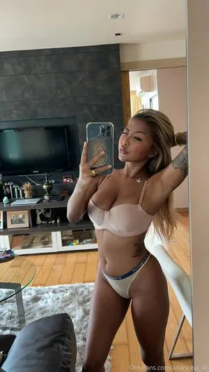 Anaraysa OnlyFans Leaked Free Thumbnail Picture - #DdlcZMA4r9