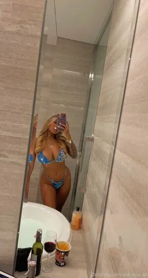 Anaraysa OnlyFans Leaked Free Thumbnail Picture - #sAXRS8xw2t