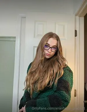 Anastasia Grace21 OnlyFans Leaked Free Thumbnail Picture - #VGswRNIWya