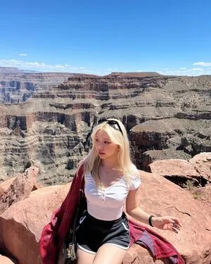 Anastasia Tong OnlyFans Leaked Free Thumbnail Picture - #pxrj05FD82