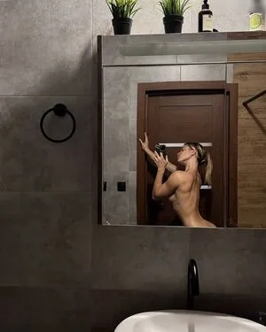 Anastasia Zolotaya OnlyFans Leaked Free Thumbnail Picture - #cht1tzJly3