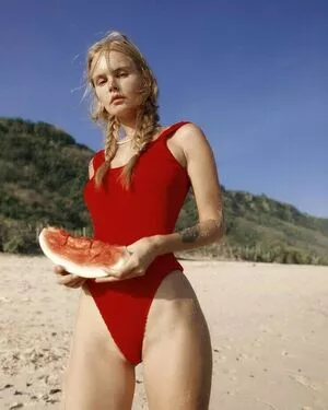 Anastasiya Scheglova OnlyFans Leaked Free Thumbnail Picture - #7C8h9REJ8D