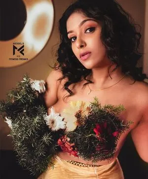 Anavrin OnlyFans Leaked Free Thumbnail Picture - #U7pcFLzzP0