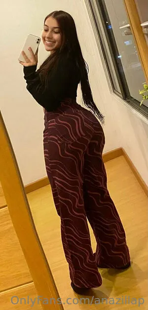 Anazillap OnlyFans Leaked Free Thumbnail Picture - #2RCKj4wvjS