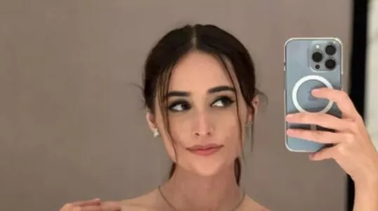 Andra Gogan OnlyFans Leaked Free Thumbnail Picture - #FNY6ruGsRI