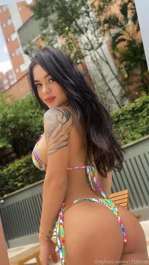 Andrea Alvarezz OnlyFans Leaked Free Thumbnail Picture - #9kCXK4AqZe