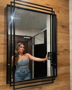 Andrea Chaparro OnlyFans Leaked Free Thumbnail Picture - #fyNeduVXa4