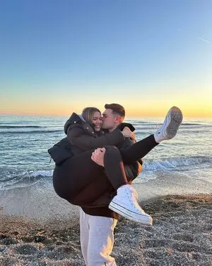 Andrea Mengual OnlyFans Leaked Free Thumbnail Picture - #2xFHDEKiY5