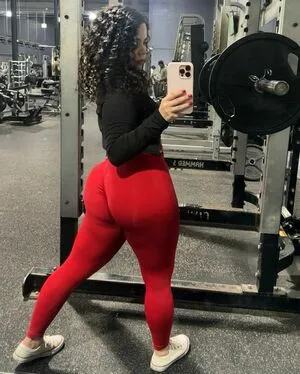 Andreafitmommy OnlyFans Leaked Free Thumbnail Picture - #V43st2ab03