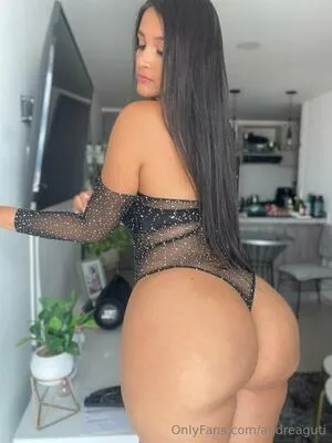 Andreaguti OnlyFans Leaked Free Thumbnail Picture - #vUz6qVroP1