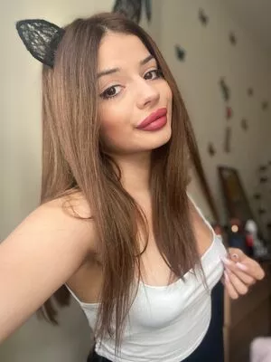 andreea.elena1 OnlyFans Leaked Free Thumbnail Picture - #PWwpml03cy