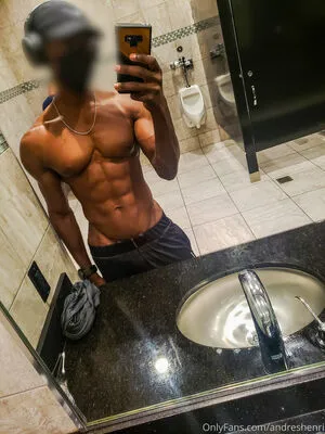 Andreshenri OnlyFans Leaked Free Thumbnail Picture - #b8Ts1e0gvj
