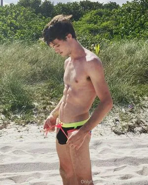 Andrewrobins229 OnlyFans Leaked Free Thumbnail Picture - #UktbzS7hJc