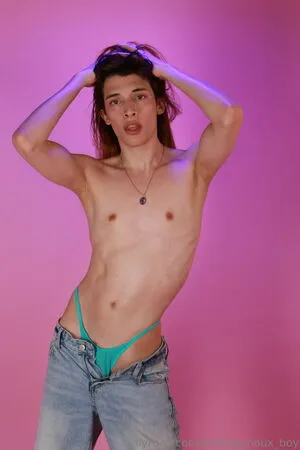 Androgynoux Boy OnlyFans Leaked Free Thumbnail Picture - #TskozPy9wu