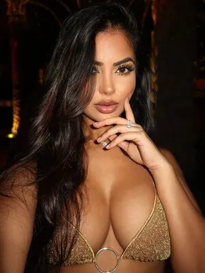 Aneeqa Farid OnlyFans Leaked Free Thumbnail Picture - #eLii3KmVt1