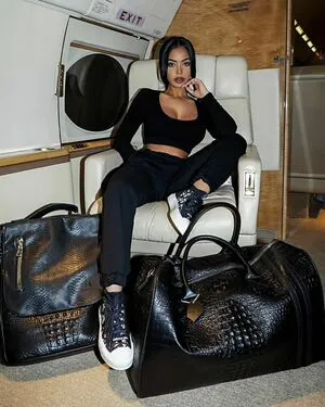 Aneeqa Farid OnlyFans Leaked Free Thumbnail Picture - #ekiJluDXl9