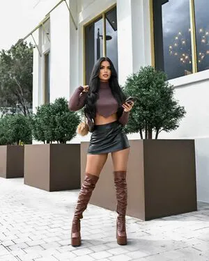 Aneeqa Farid OnlyFans Leaked Free Thumbnail Picture - #lKMc7k71L6