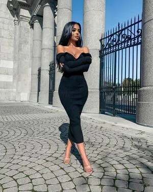 Aneeqa Farid OnlyFans Leaked Free Thumbnail Picture - #ziZuutHFMV