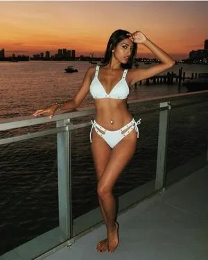 Aneesa Badshaw OnlyFans Leaked Free Thumbnail Picture - #pbATxHdzAA