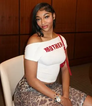 Angel Reese OnlyFans Leaked Free Thumbnail Picture - #24Q2vBqkMb