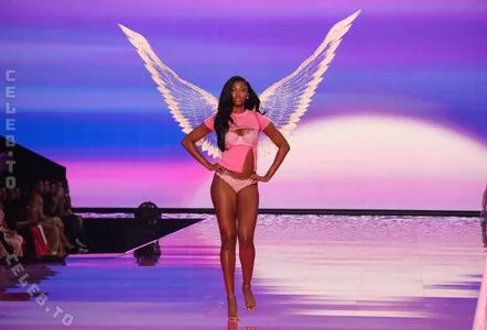 Angel Reese OnlyFans Leaked Free Thumbnail Picture - #5KsmJc5ZdR