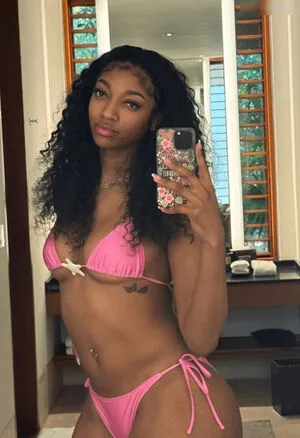 Angel Reese OnlyFans Leaked Free Thumbnail Picture - #5ONxAfor2Y