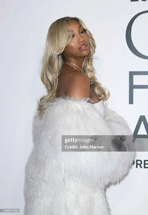 Angel Reese OnlyFans Leaked Free Thumbnail Picture - #7CDZvmySMg