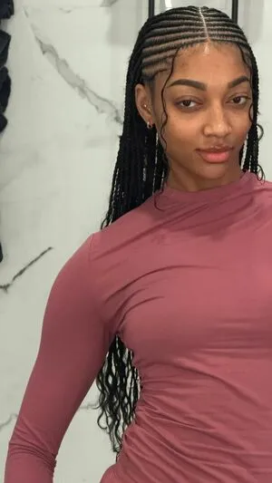 Angel Reese OnlyFans Leaked Free Thumbnail Picture - #A1EW4QLe6e