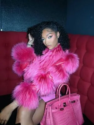 Angel Reese OnlyFans Leaked Free Thumbnail Picture - #A1It6XObOU