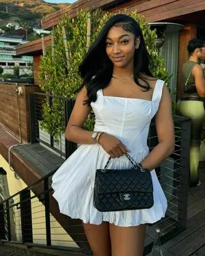 Angel Reese OnlyFans Leaked Free Thumbnail Picture - #CsqF4h27f4