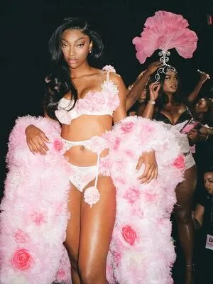 Angel Reese OnlyFans Leaked Free Thumbnail Picture - #ML0mg0aKGQ